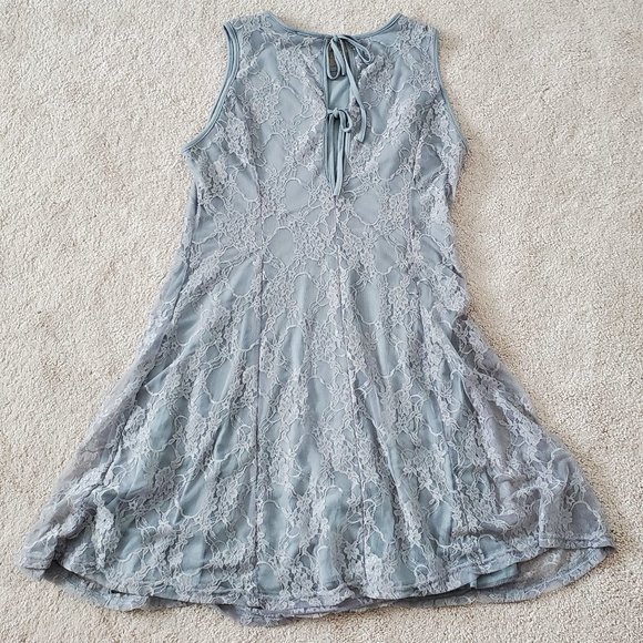 Floyd by Smith Women's Gray Lace Tunic Top - Picture 6 of 7